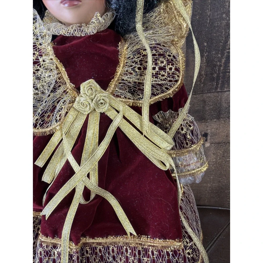 VTG 1993 Seymour Mann Angeline Porcelain Angel Doll African American Christmas
